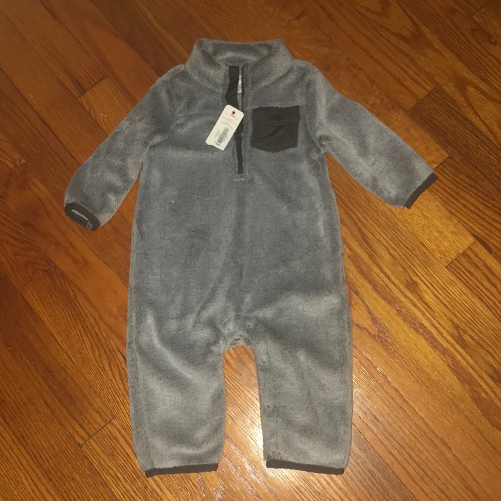 NWT Long sleeve fleece outfit for baby boy!